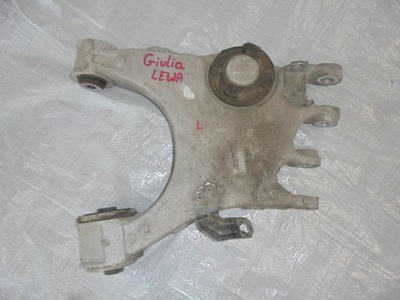 Важіль задній лівий alfa romeo giulia 2.9 510km фото №1