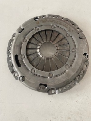 Оригінал kpl.sprzęgła alfa romeo 159 brera spider 1,9jts 2,2jts oe71790790 фото №1