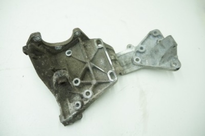 Volvo s60 ii v60 xc60 кронштейн генератора 31316673 фото №1