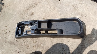 Mazda 2 07-14 de тунель середній фото №1