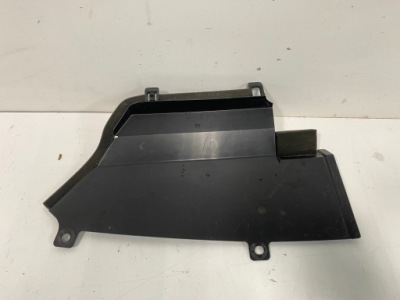 Впуск воздуховод воздуха правая nissan leaf ii 2017- фото №1