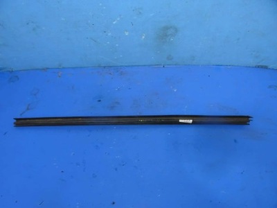 Молдинг уплотнитель дверь правая перед vw caddy 2k5 фото №1
