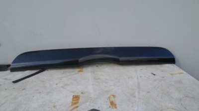 Молдинг крышки задний mercedes ml 163 a1637400310 фото №1