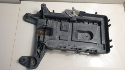 Audi vw skoda основание аккумулятор 1k0915333c фото №1