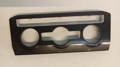Рамка панель кондиціонера vw tiguan ii 5nc820073a фото №1