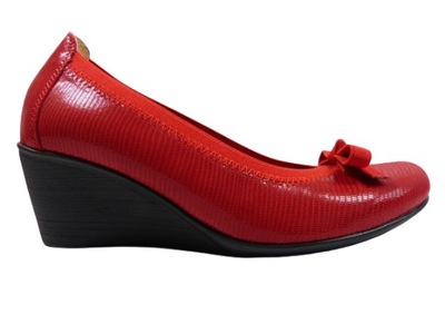 Czerwone czółenka na koturnie skórzane buty J.W 39