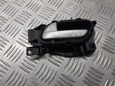 Ручка левая передняя внутренняя peugeot 207 фото №1