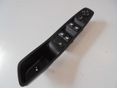 Панель вікон лівий перед opel grandland x 17- фото №1