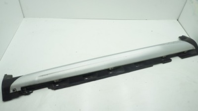 Volvo c30 lift накладка поріг ліва 31213350 фото №1