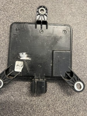 Mazda cx5 ii - датчик мертвого pola радар kb8c-67y30e a9 фото №1