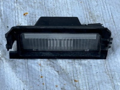 Kia rio iv лампа освітлення номерного знака 92501-f6000 фото №1