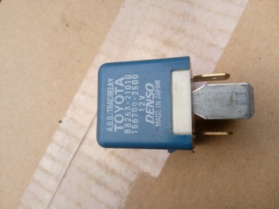 Toyota реле 88263-21010 фото №1