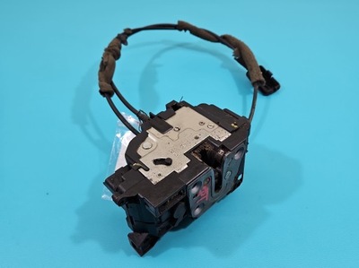 Замок задня правий 8200542366-d renault kangoo ii 6pin фото №1