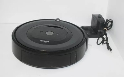 ROBOT SPRZĄTAJĄCY IROBOT ROOMBA E5 CZARNY