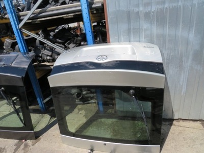 Кришка багажника задня задня toyota prius ii 2 фото №1