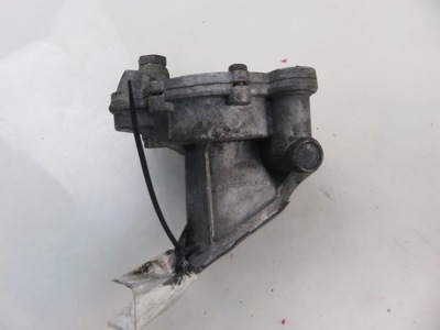 Насос вакуум vw transporter t4 2.4 d 075145100 фото №1