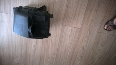 Корпус фільтра повітря volvo s60 v70 xc70 2.4 d5 фото №1