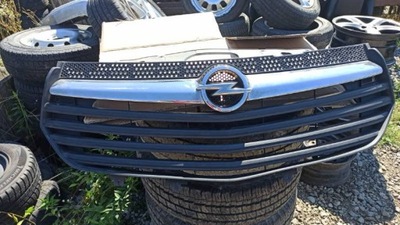 Opel vivaro 14- решітка радіатора бампера фото №1