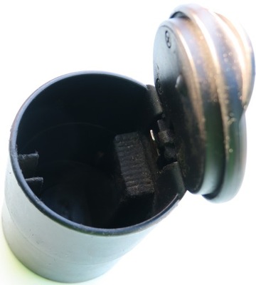 Попільничка skoda fabia 2 ii 5j przedlift фото №1