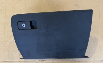 Vw passat b8 бардачок 3g1857097n.... фото №1