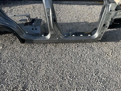 Suzuki vitara поріг правий rok 2023 фото №1