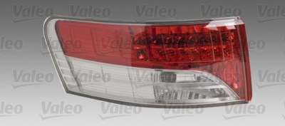 FARO PARTE TRASERA TOYOTA AVENSIS 02.09-10.18 IZQUIERDO DIODO LUMINOSO LED VAL043962  