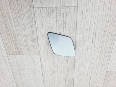 Volvo v40 ii 12- заглушка розпилювача права 31283735 фото №1