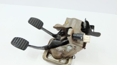 Renault twingo ii педали 8200620639c фото №1