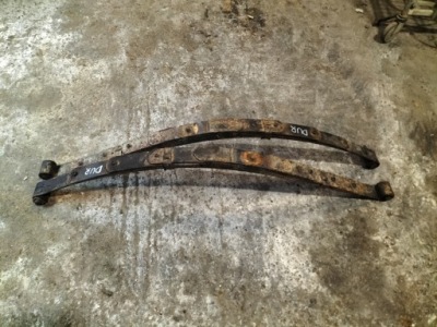 Рессоры задний  dodge durango 1 97-03 5.9 v8 фото №1