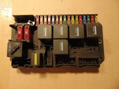 Коробка предохранителей bsi range rover vogue 3.0d фото №1