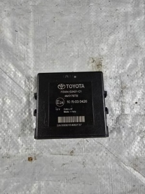 Модуль pdc toyota prius 4m0175t5i pz464-g3421-c1 фото №1