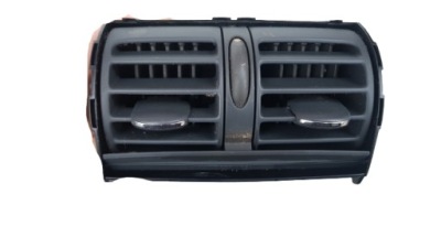 Mercedes w203 решётка обдув средняя фото №1