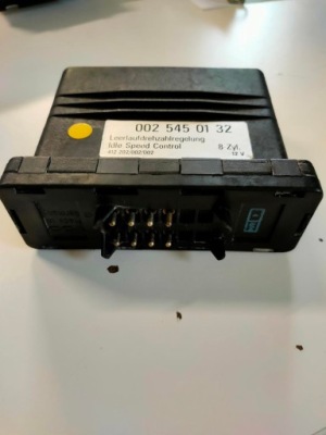 Модуль wolnych оборотов mercedes 107 mercedes 107 0025450132 фото №1