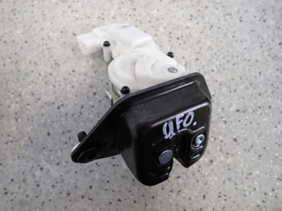 Honda civic viii 06- ufo замок крышки багажника фото №1