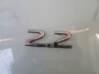 Q30 16r надпись буквы 2.2 эмблема фото №1