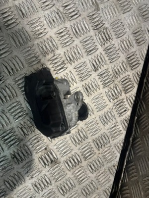 Клапан egr renault espace v 147109948r фото №1