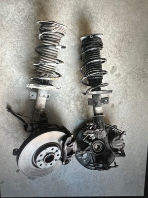 Peugeot 308 iii p5 поворотний кулак права перед фото №1