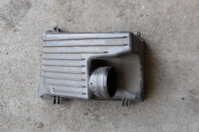 Renault twingo iii smart forfour 0.9 корпус верхній фільтра повітря фото №1