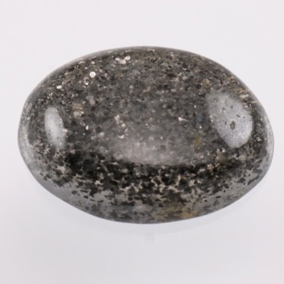 Czarny kamień słoneczny owal ok. 19x14 mm KSŁ0117