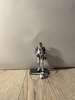 D36 HASBRO STAR WARS THE FORCE UNLEASHED STORMTROOPER COMMANDER