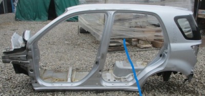 Крила лівий задня чверть terios ii 06- s28 фото №1