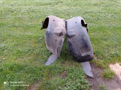 Peugeot 307 sw - подкрылок правый задняя фото №1