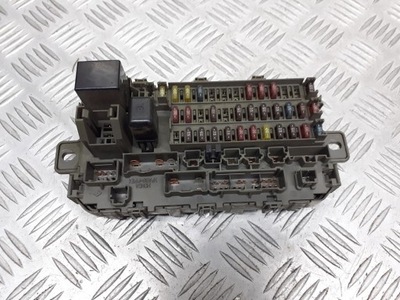 Коробка предохранителей honda civic vi 1.4 фото №1