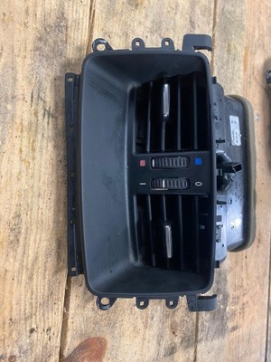 Решітка обдув середня задня bmw e92 7129556 фото №1