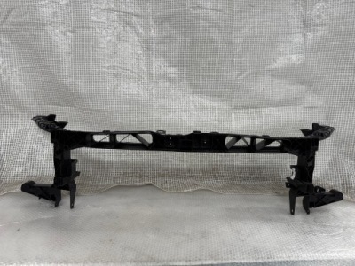 Mercedes w247 gla glb pas передній підсилювач фото №1