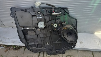 Подъемник левый перед mazda 5 06r 2.0crd фото №1