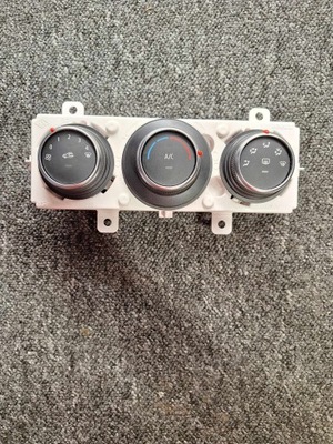 Панель кондиціонера renault master iv 275106521r фото №1