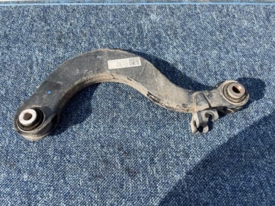 Vw passat b7 audi a3 8y t-roc важіль задня лівий поперечний фото №1