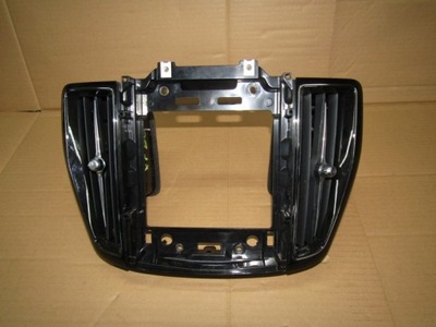 Volvo xc60 ii рамка декоративна повітропровід решітка панелі консолі 31477274 фото №1