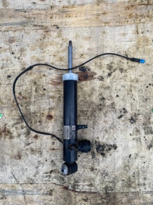 Bmw x5 f15 f16 амортизатор правий задня задній фото №1